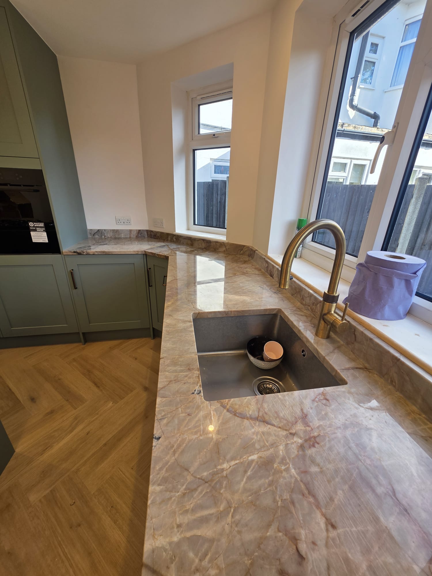 Luxury Bespoke Kitchen - Stone Worktops